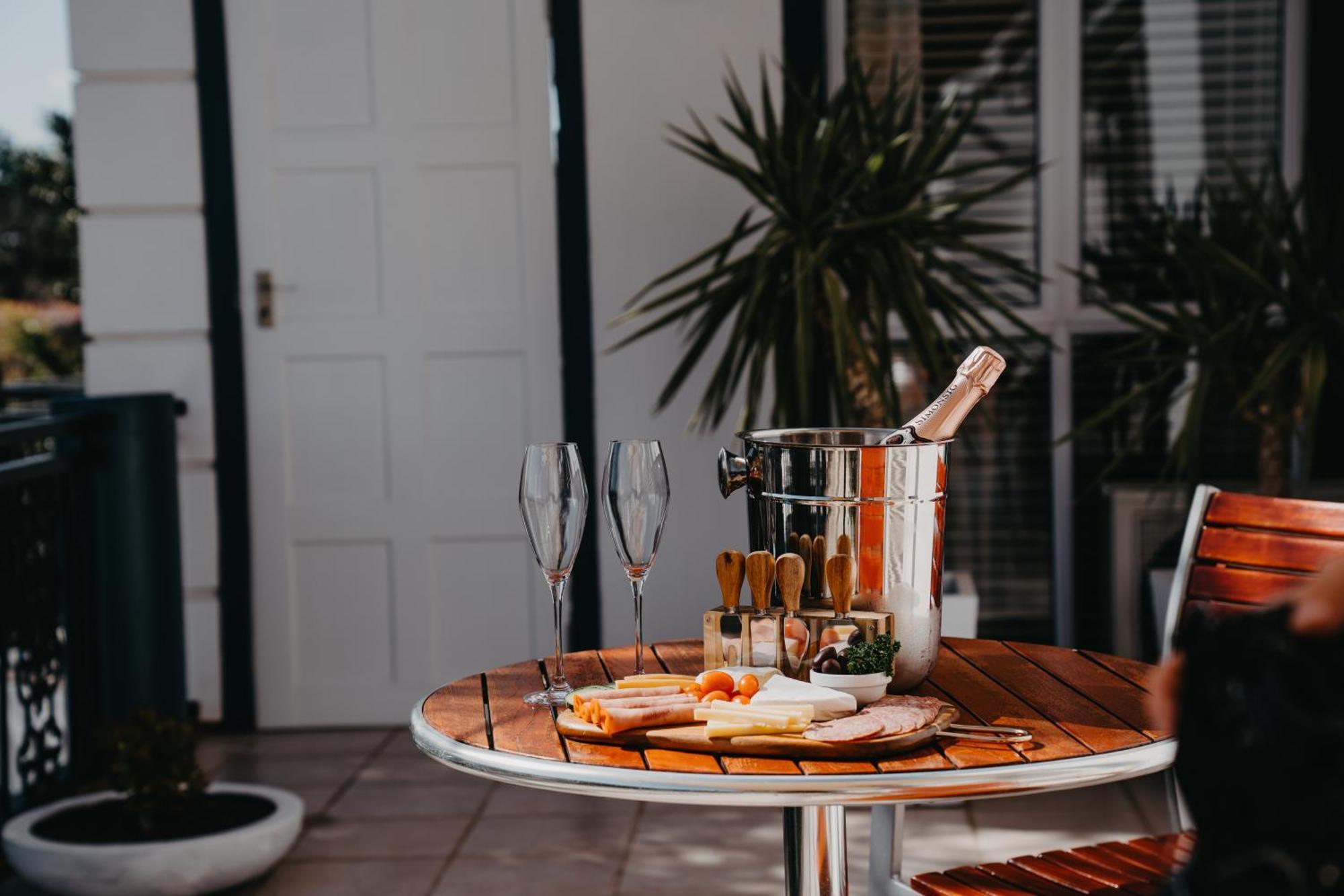 Pictures Guest House Boutique Hotel Oudtshoorn Eksteriør bilde